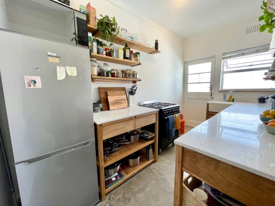 To Let 2 Bedroom Property for Rent in Gardens Western Cape